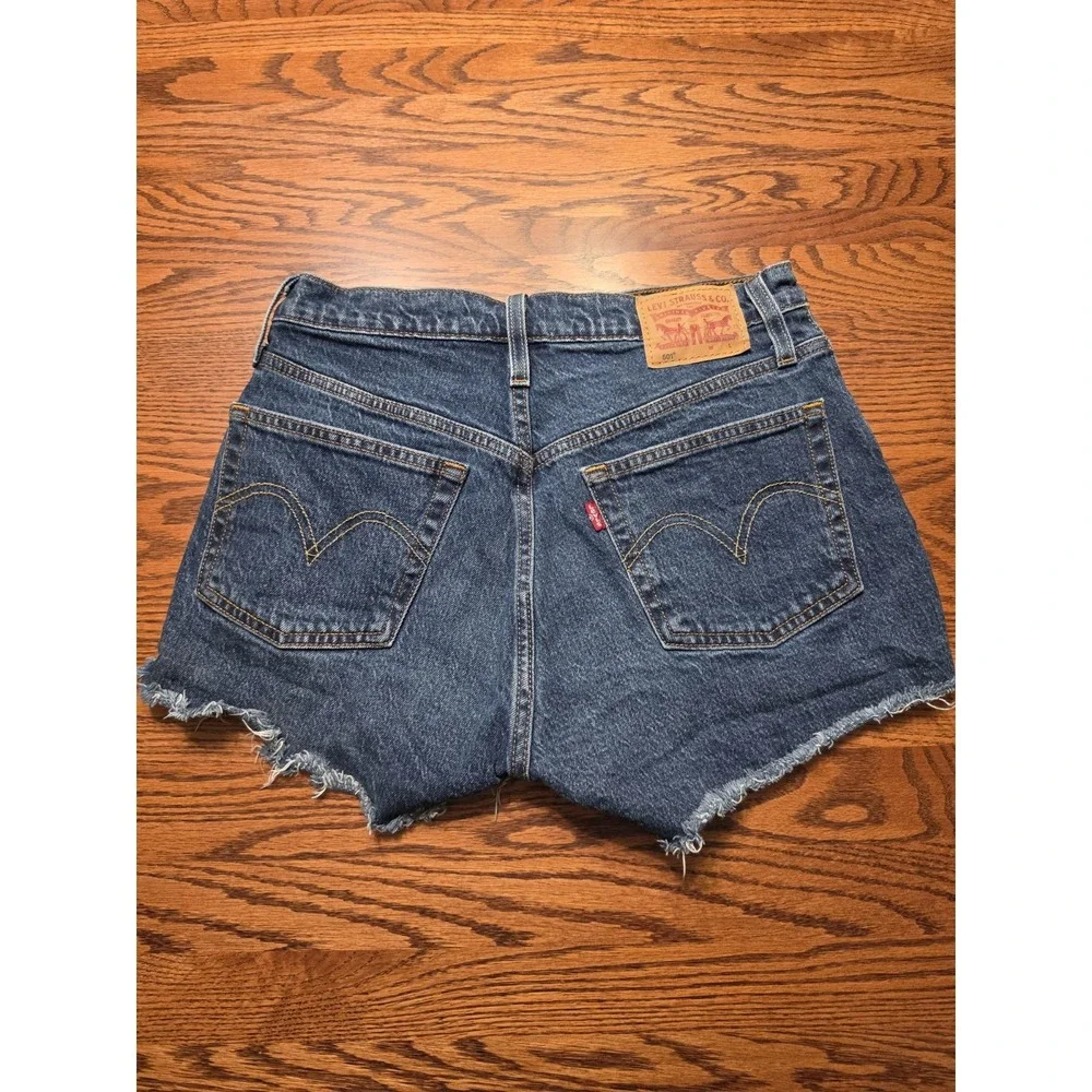 Levi's 501 Jean Shorts Womens Size 27‎ Cut Off Distressed Medium Blue Denim